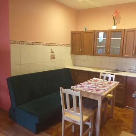 Apartment 1500m Od Energylandii Zator